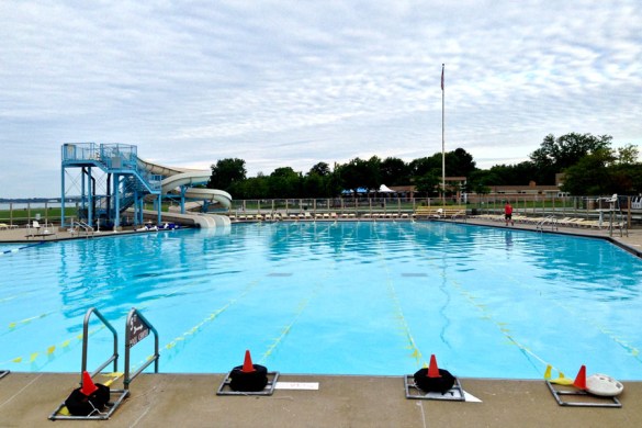 A very nice pool at this park