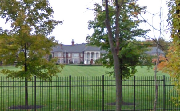 This picture does not do the house any justice. It is HUGE.