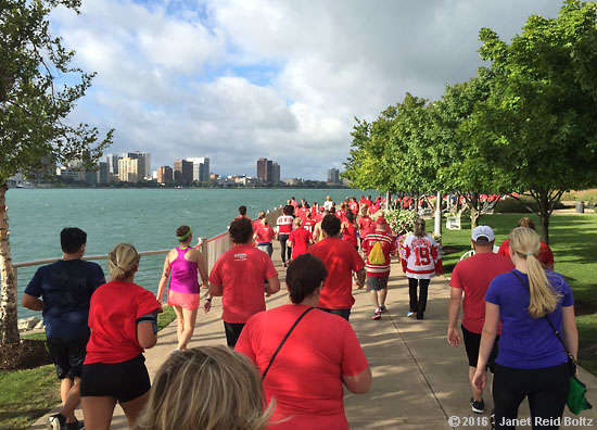 2016-09-10-hockeytown-riverwalk1