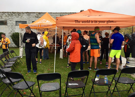 2017-10-15 - grmarathon beer tent