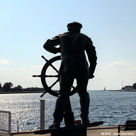 20180819 ludington marina1