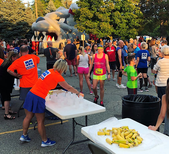 2018-08-30 - romeo peach fest food